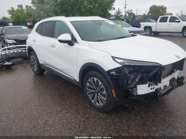 LRBFZME44RD063304 2024 BUICK ENVISION - Image 1