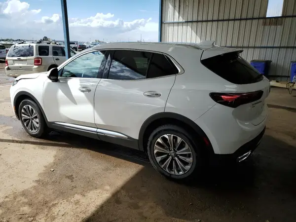 LRBFZME44RD072388 2024 BUICK ENVISION - Image 2
