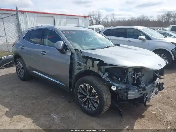 LRBFZME44RD072472 2024 BUICK ENVISION - Image 1