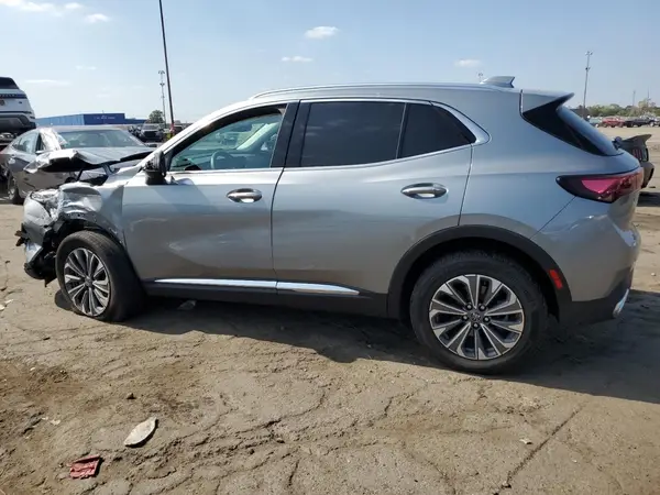 LRBFZME45RD024110 2024 BUICK ENVISION - Image 2