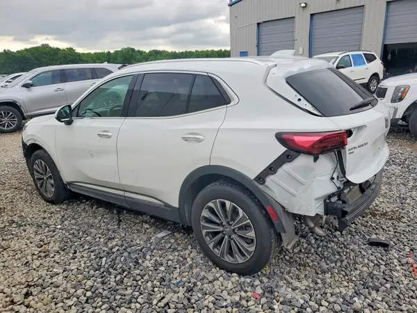 LRBFZME45RD044969 2024 BUICK ENVISION - Image 2
