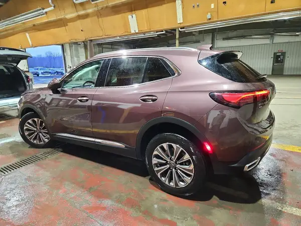 LRBFZME45RD074036 2024 BUICK ENVISION - Image 2