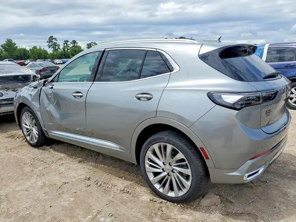 LRBFZME45SD010827 2025 BUICK ENVISION - Image 2