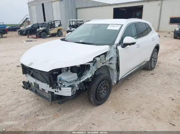LRBFZME47RD064186 2024 BUICK ENVISION - Image 2