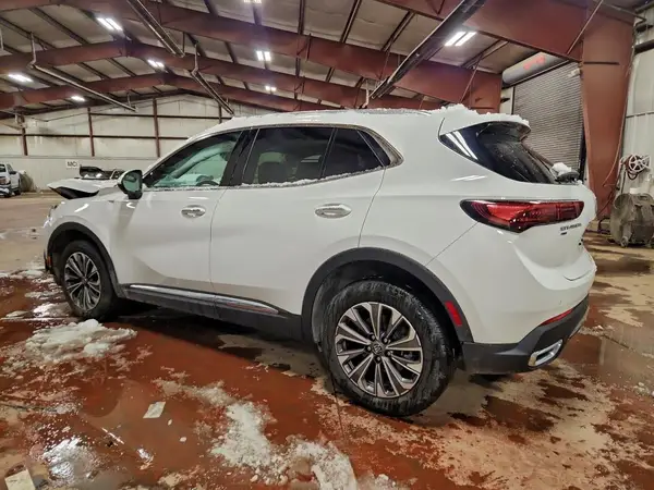 LRBFZME47RD071042 2024 BUICK ENVISION - Image 2