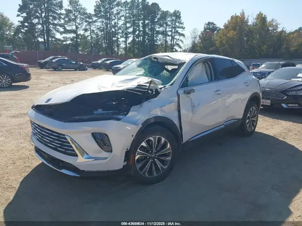 LRBFZME48RD054556 2024 BUICK ENVISION - Image 2