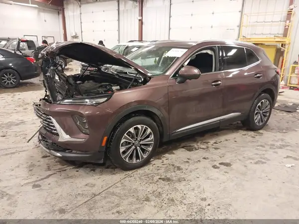 LRBFZME49RD021811 2024 BUICK ENVISION - Image 2