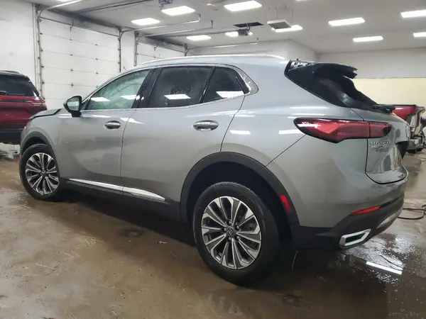 LRBFZME49RD043646 2024 BUICK ENVISION - Image 2