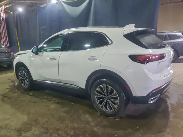 LRBFZME49RD052587 2024 BUICK ENVISION - Image 2