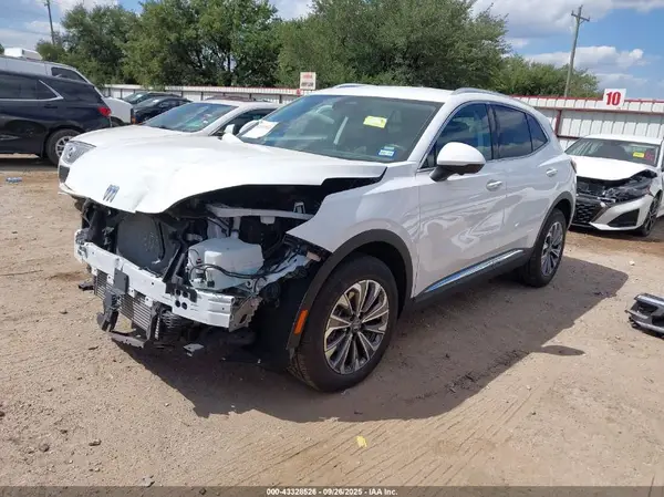 LRBFZME49RD066909 2024 BUICK ENVISION - Image 2