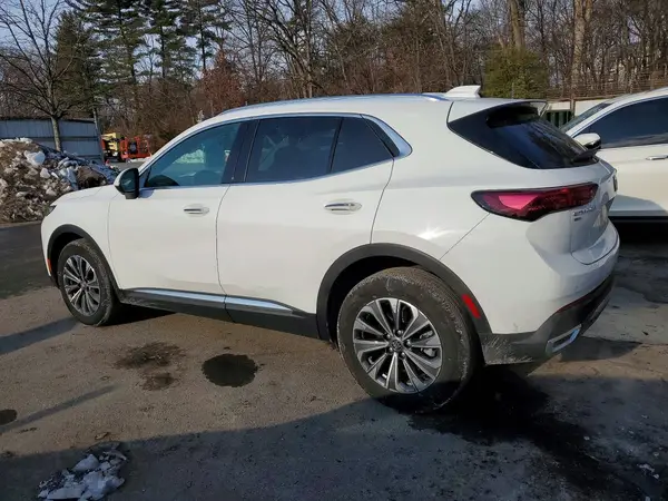 LRBFZME49RD074251 2024 BUICK ENVISION - Image 2