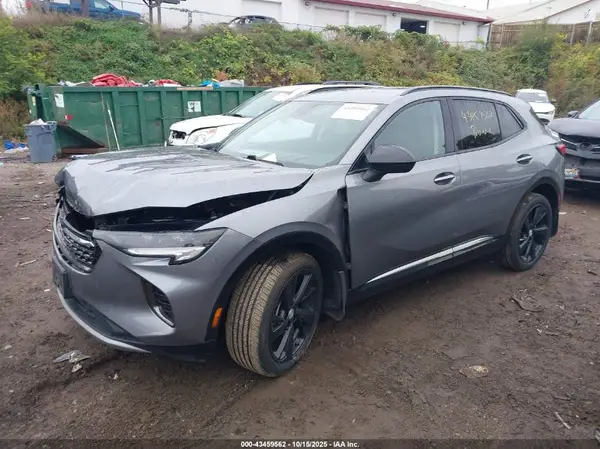 LRBFZMR40MD048124 2021 BUICK ENVISION - Image 2