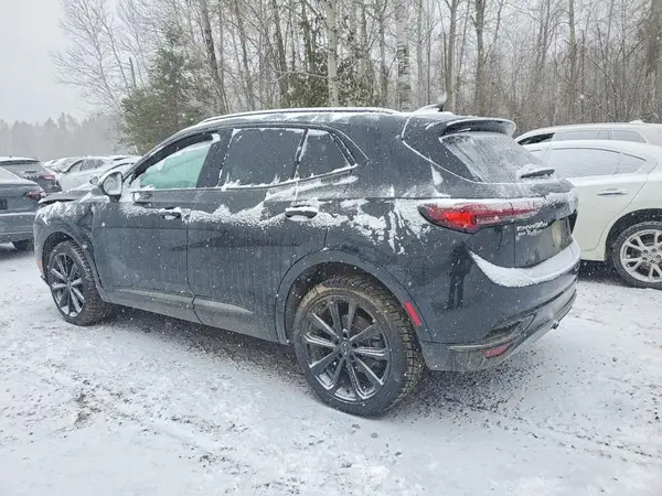 LRBFZMR40PD191790 2023 BUICK ENVISION - Image 2