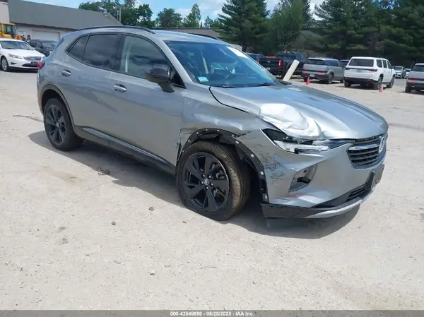 LRBFZMR41PD020384 2023 BUICK ENVISION - Image 1