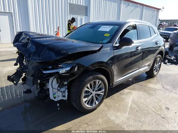LRBFZMR41PD181480 2023 BUICK ENVISION - Image 2