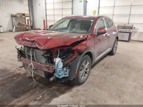 LRBFZMR41PD210668 2023 BUICK ENVISION - Image 2