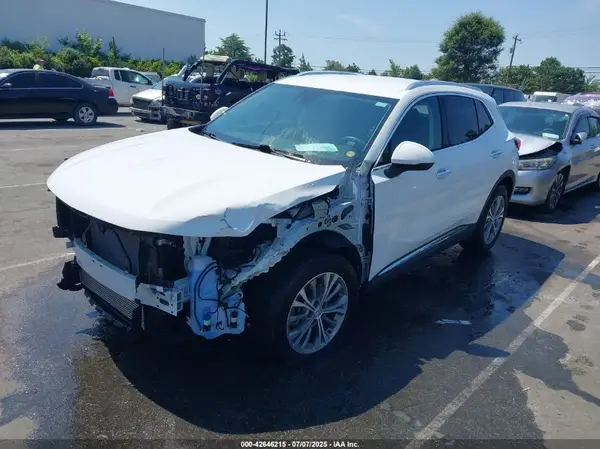LRBFZMR42PD020085 2023 BUICK ENVISION - Image 2
