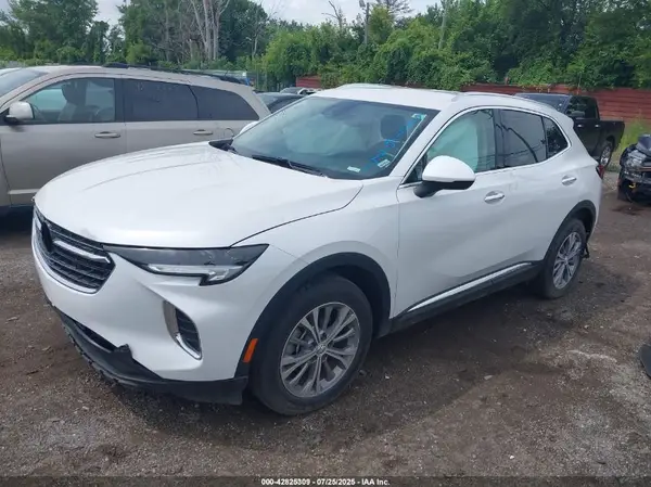 LRBFZMR43PD201521 2023 BUICK ENVISION - Image 2