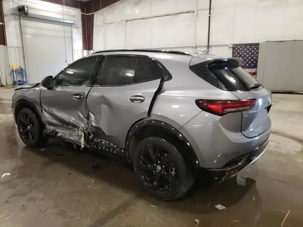LRBFZMR44ND128642 2022 BUICK ENVISION - Image 2