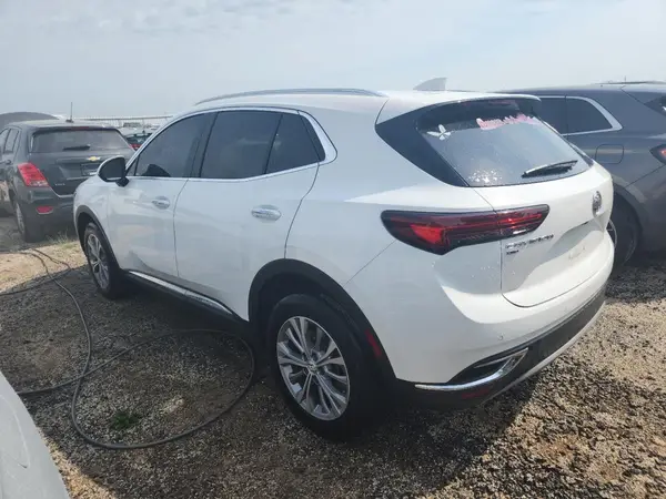 LRBFZMR44PD078344 2023 BUICK ENVISION - Image 2