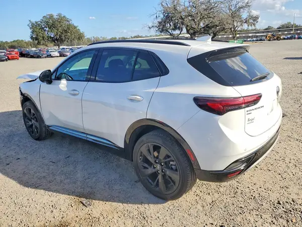 LRBFZMR44PD234558 2023 BUICK ENVISION - Image 2
