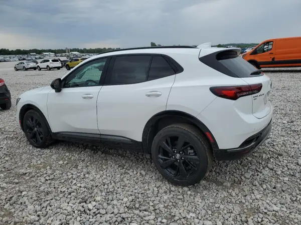 LRBFZMR46ND113589 2022 BUICK ENVISION - Image 2