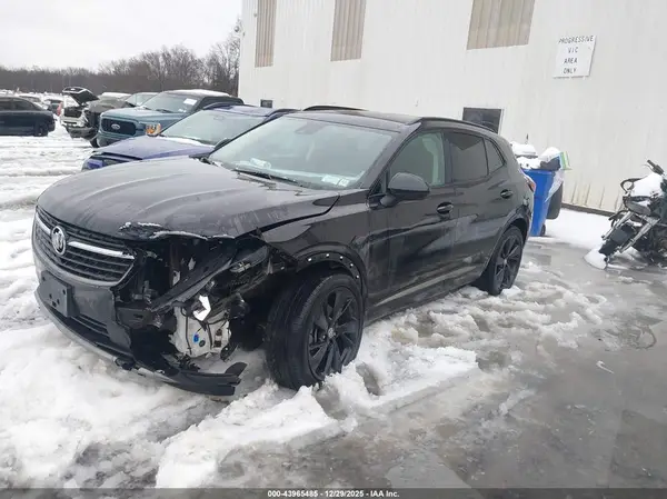 LRBFZMR46PD165422 2023 BUICK ENVISION - Image 2