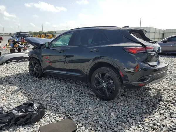 LRBFZMR46PD185556 2023 BUICK ENVISION - Image 2