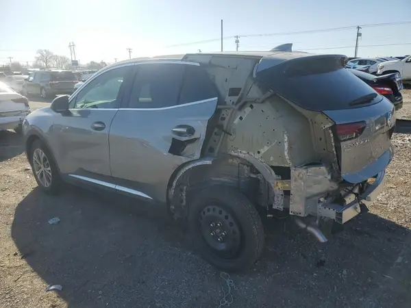LRBFZMR46PD195083 2023 BUICK ENVISION - Image 2