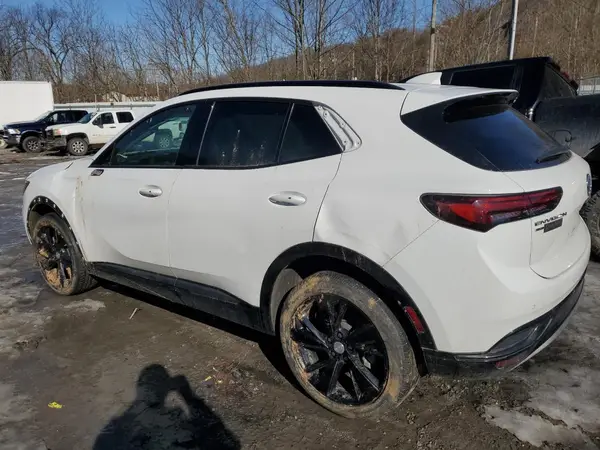 LRBFZMR47MD183603 2021 BUICK ENVISION - Image 2