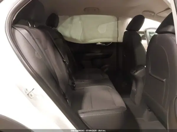 LRBFZMR48MD083574 2021 BUICK ENVISION - Image 8
