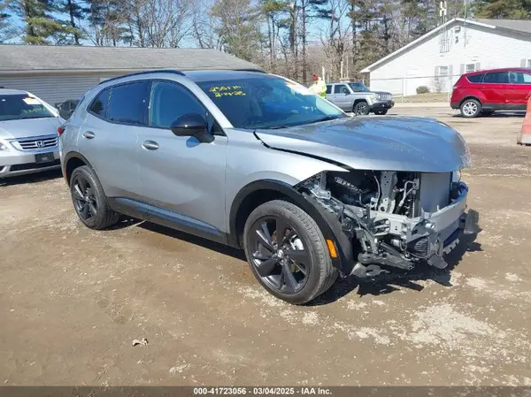 LRBFZMR48PD072868 2023 BUICK ENVISION - Image 1