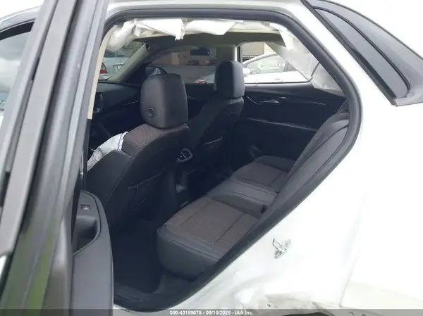LRBFZMR48PD207654 2023 BUICK ENVISION - Image 8