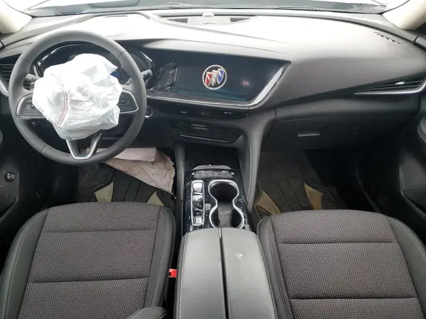 LRBFZMR49PD061863 2023 BUICK ENVISION - Image 8