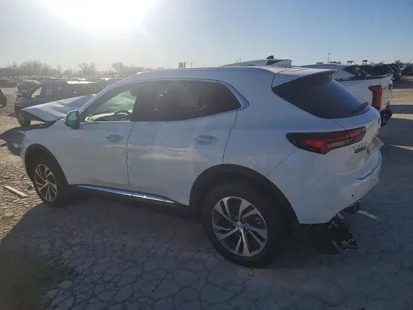 LRBFZNR40MD101068 2021 BUICK ENVISION - Image 2