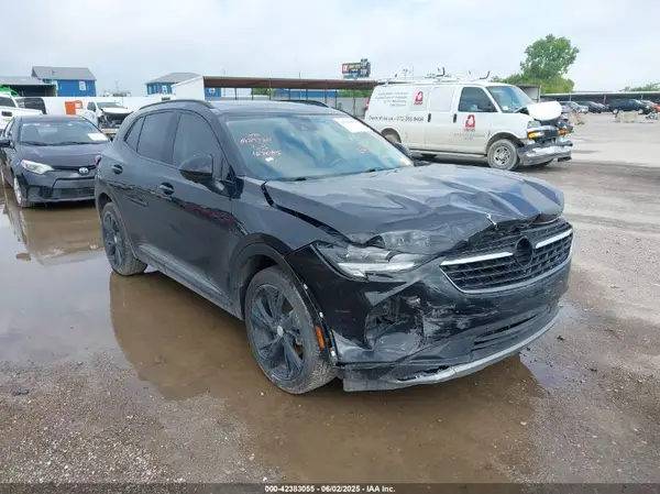 LRBFZNR40MD167085 2021 BUICK ENVISION - Image 1