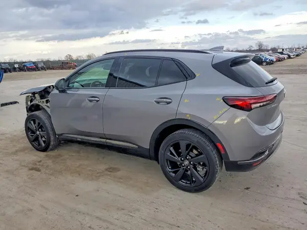 LRBFZNR40ND062337 2022 BUICK ENVISION - Image 2