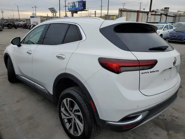 LRBFZNR40ND147985 2022 BUICK ENVISION - Image 2