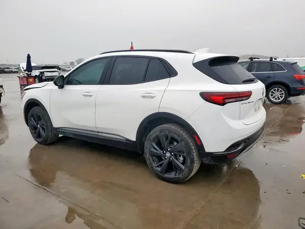 LRBFZNR40ND161711 2022 BUICK ENVISION - Image 2