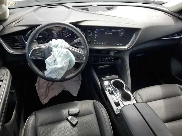 LRBFZNR40PD055617 2023 BUICK ENVISION - Image 8