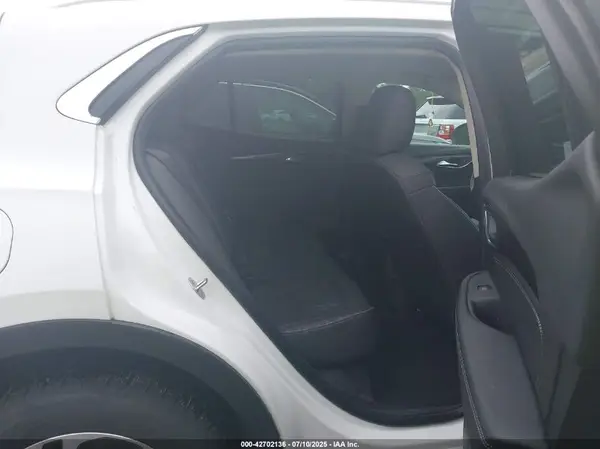 LRBFZNR40PD069453 2023 BUICK ENVISION - Image 8