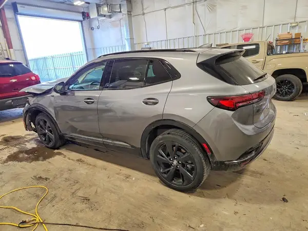 LRBFZNR41ND129544 2022 BUICK ENVISION - Image 2