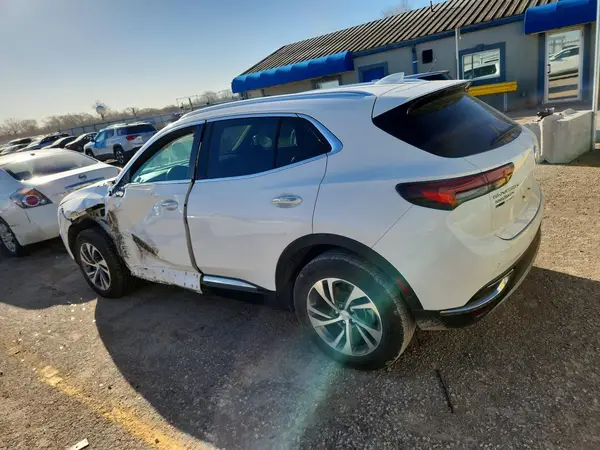 LRBFZNR42MD132578 2021 BUICK ENVISION - Image 2