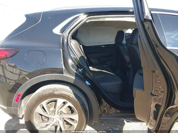 LRBFZNR42PD067560 2023 BUICK ENVISION - Image 8