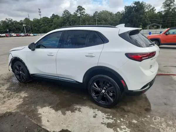 LRBFZNR44PD034821 2023 BUICK ENVISION - Image 2