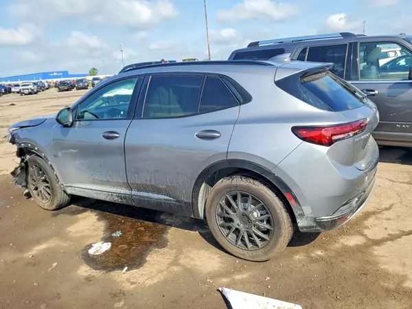 LRBFZNR46MD083305 2021 BUICK ENVISION - Image 2