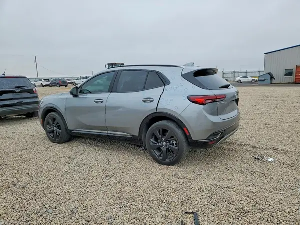 LRBFZNR46PD015803 2023 BUICK ENVISION - Image 2