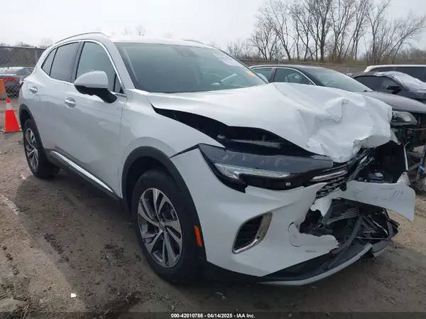 LRBFZNR47PD035073 2023 BUICK ENVISION - Image 1