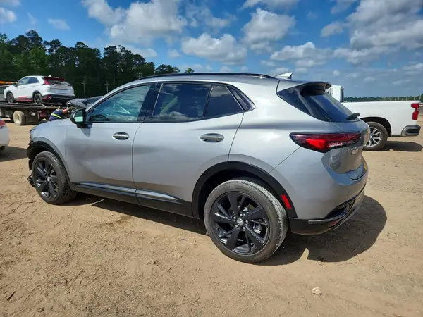LRBFZNR47PD035168 2023 BUICK ENVISION - Image 2