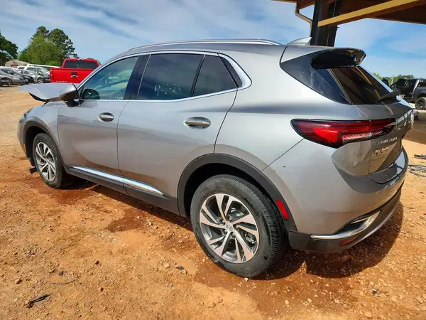 LRBFZNR47PD035641 2023 BUICK ENVISION - Image 2